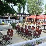 Elmeny Balaton 호텔 3*