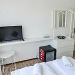 호텔 Elmeny Balaton Alsóörs