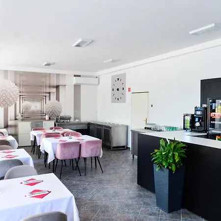 Hotel Elmeny Balaton 3*