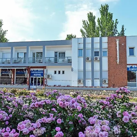 Elmeny Balaton 호텔 Alsóörs