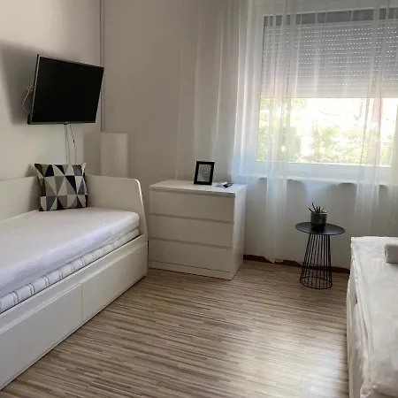 فندق Elmeny Balaton Alsóörs
