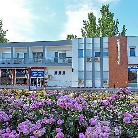 Elmeny Balaton