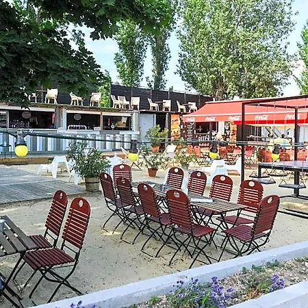 فندق Elmeny Balaton 3*