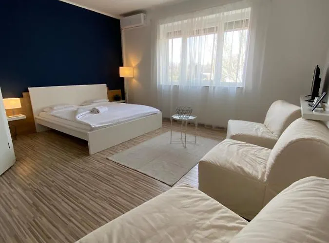 Hotel Elmeny Balaton 3*